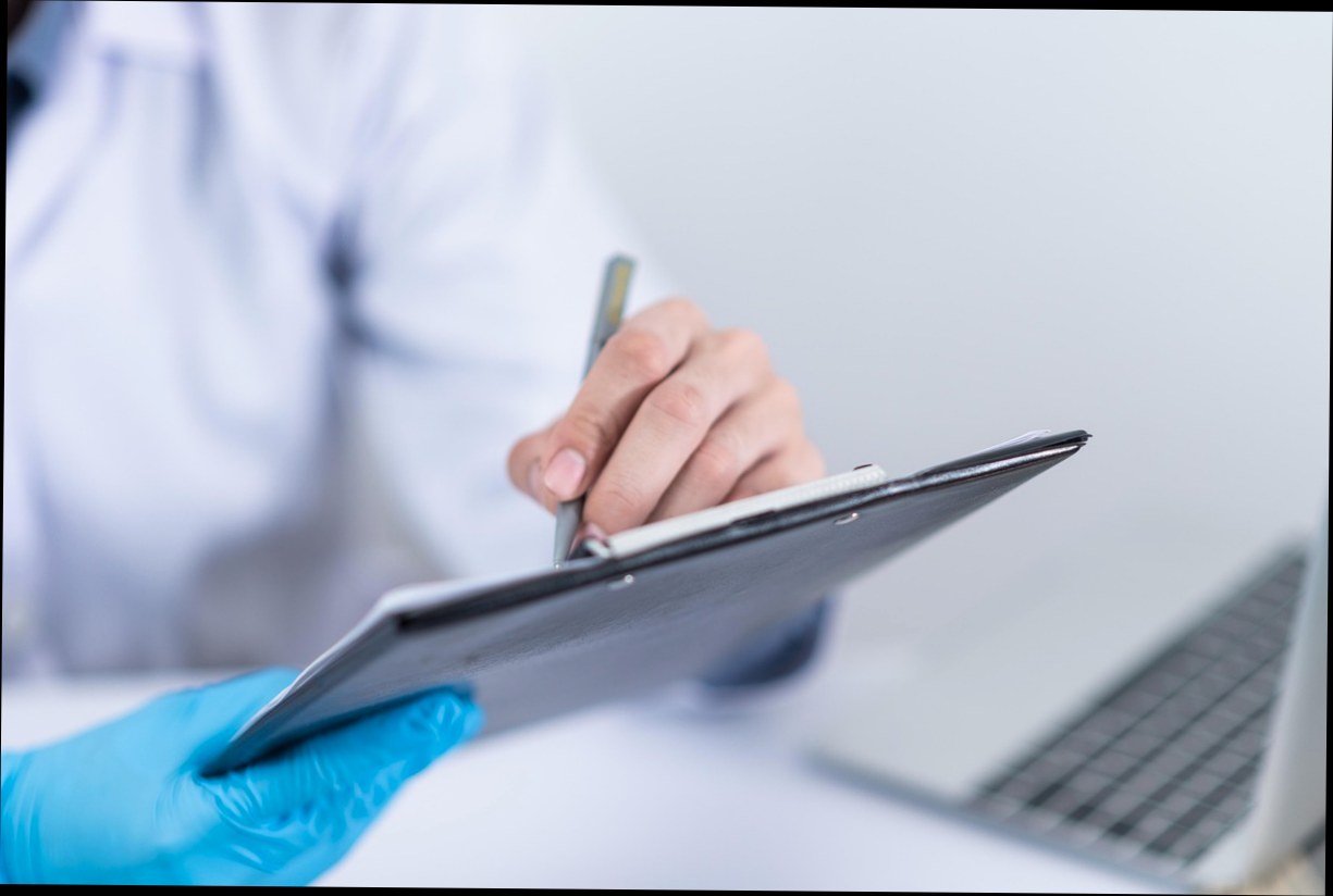 4 Mitos yang Bikin Anda Takut Beli Software Klinik Kecantikan