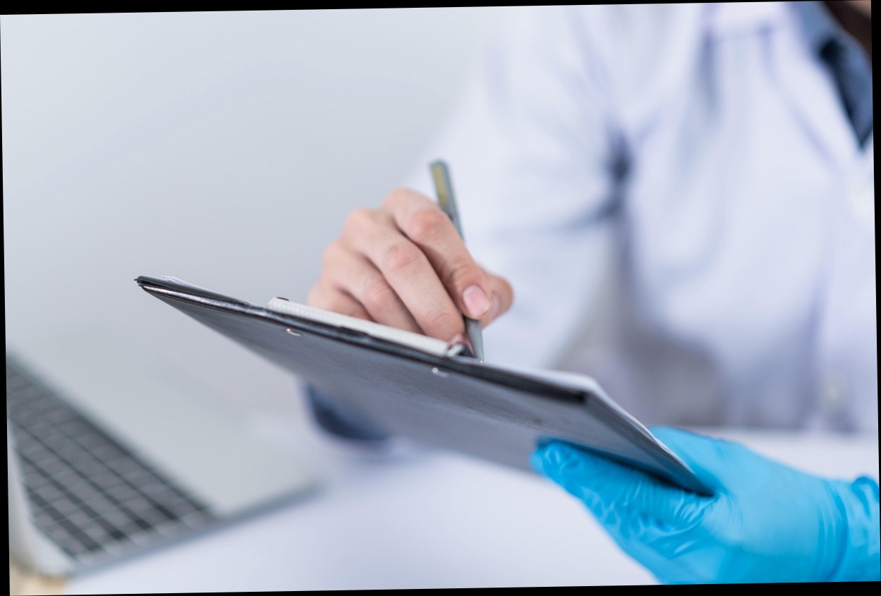 Operasional Manual vs Sistem Otomatis: Cara Meningkatkan Customer Experience Klinik Kecantikan yang Benar-benar Menguntungkan