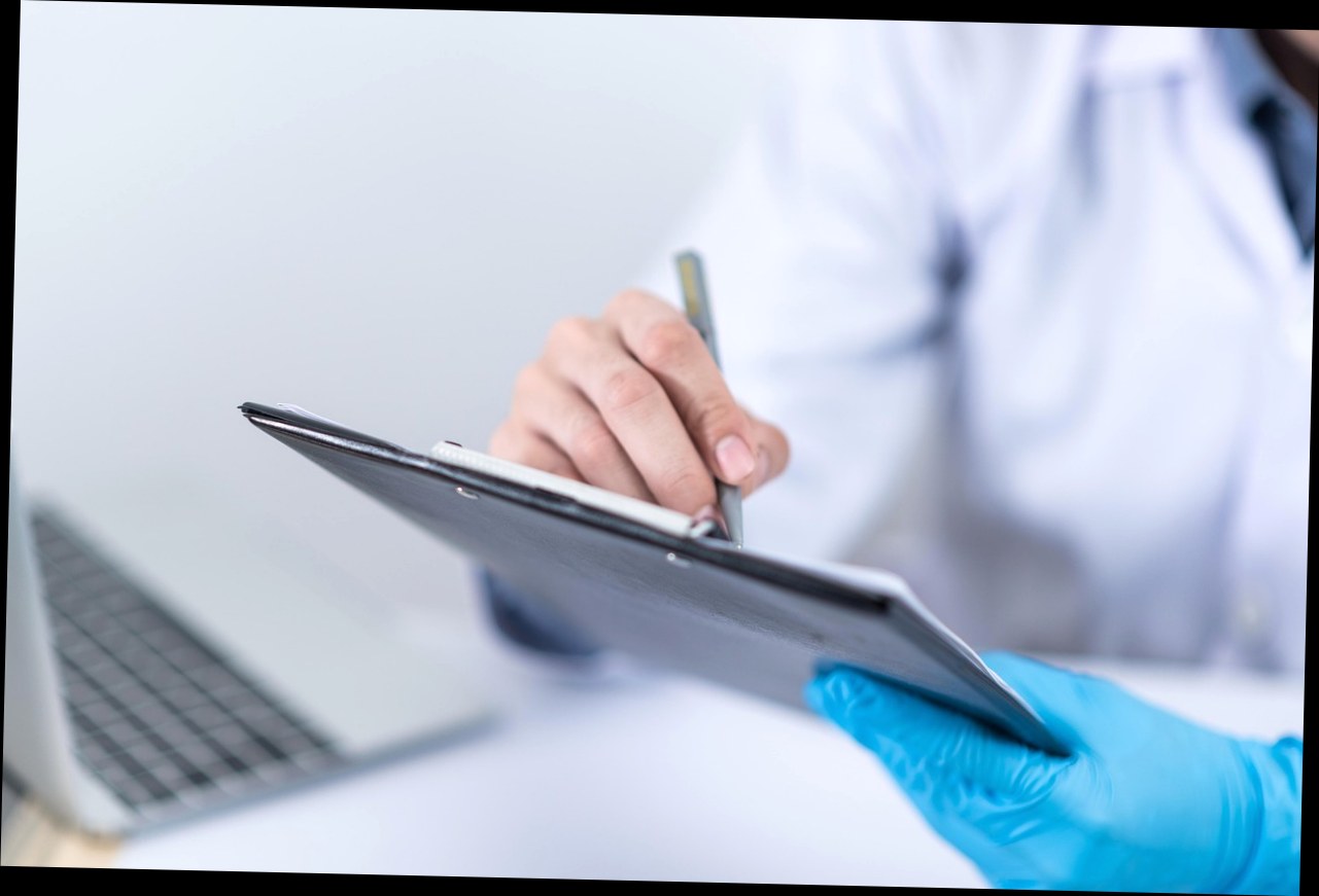 6 Cara Upselling Klinik Kecantikan yang Bikin Pasien Senang Bayar Lebih