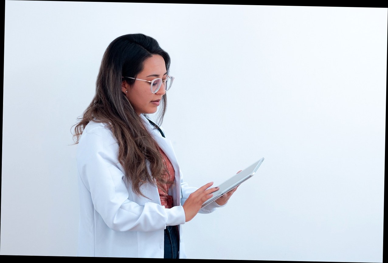 Mengapa Pasien Loyal Itu Langka? Rahasia di Balik Rekam Medis Digital Klinik Kecantikan